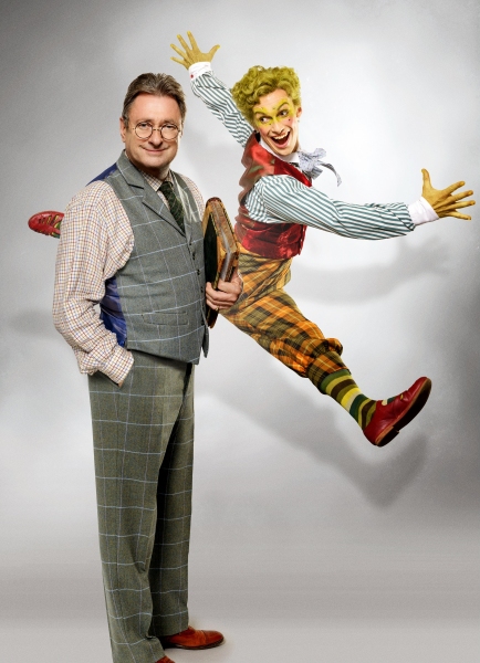 Photo Flash: First Look at Alan Titchmarsh and More in UK's THE WIND IN THE WILLOWS Image
