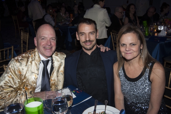 Photo Flash: Jules Fisher, Lynn Nottage, Phylicia Rashad and More at TCG's 2014 Gala Image