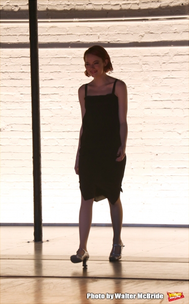 Photo Coverage: Willkommen! A Stunning Emma Stone Debuts in CABARET  Image