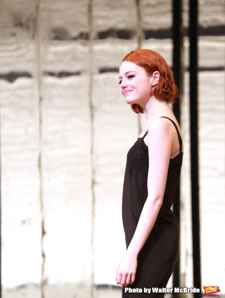 Photo Coverage: Willkommen! A Stunning Emma Stone Debuts in CABARET  Image