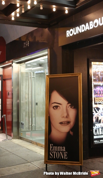 Photo Coverage: Willkommen! A Stunning Emma Stone Debuts in CABARET  Image