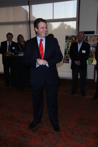 Photo Flash: Anthony Kearns Performs at 4th Annual Wells of Life Gala and Auction  Image