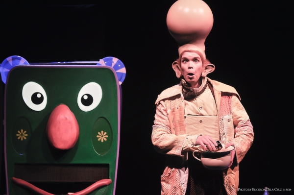 Photo Coverage: Off-Broadway's WALLY WATTHEAD AND HIS LOST GLOW Runs at PETA Theater Center Until 11/23 Image