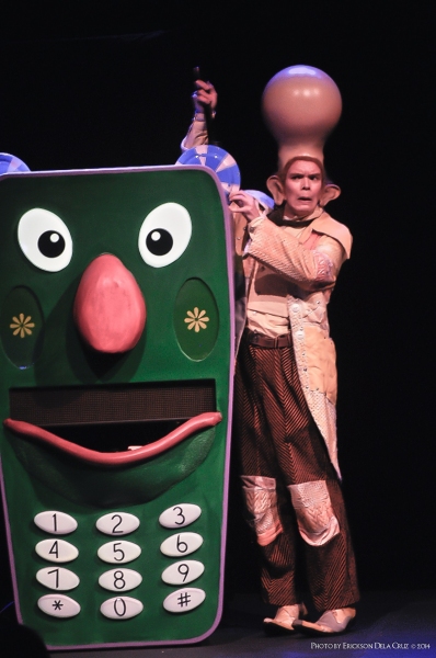 Photo Coverage: Off-Broadway's WALLY WATTHEAD AND HIS LOST GLOW Runs at PETA Theater Center Until 11/23 