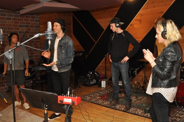 Exclusive Photo Coverage: KINKY BOOTS Company Gets in the Holiday Spirit for Carols For A Cure!  Image