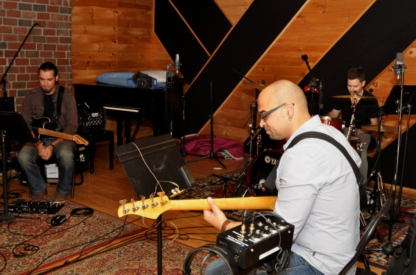 Exclusive Photo Coverage: ON THE TOWN Company Gets Festive for Carols For A Cure Exclusive Photo Coverage: ON THE TOWN Company Gets Festive for Carols For A Cure Image