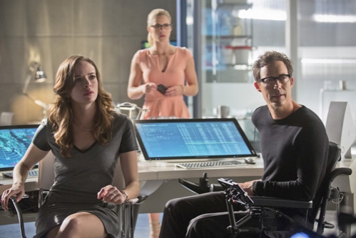 Photo Flash: First Look at THE FLASH & ARROW's Crossover Episode Image