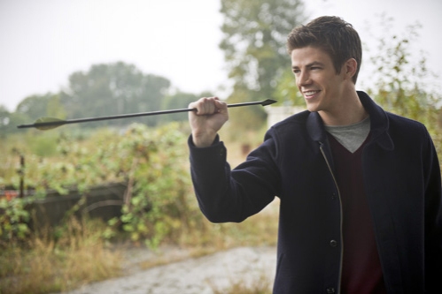 Photo Flash: First Look at THE FLASH & ARROW's Crossover Episode 