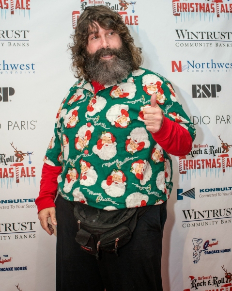 Photo Flash: DEE SNIDER'S ROCK & ROLL CHRISTMAS TALE Celebrates Opening Night in Chicago Image