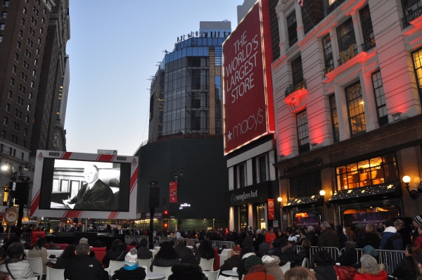 Photo Coverage: James Earl Jones, Annaleigh Ashford, and More Perform at Macy's 2014 Windows Unveiling Image