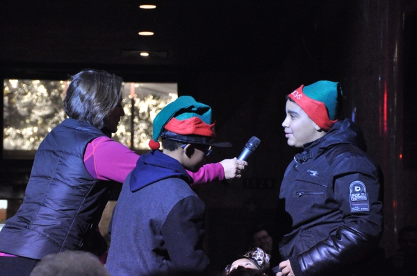 Photo Coverage: James Earl Jones, Annaleigh Ashford, and More Perform at Macy's 2014 Windows Unveiling Image