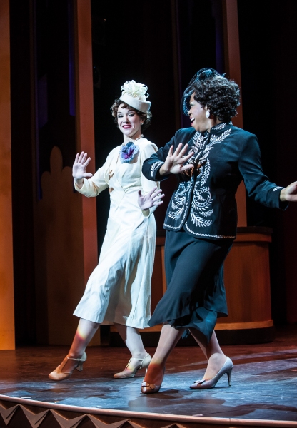 Photo Flash: First Look at Emily Skinner and More in Virginia Rep's MAME Image