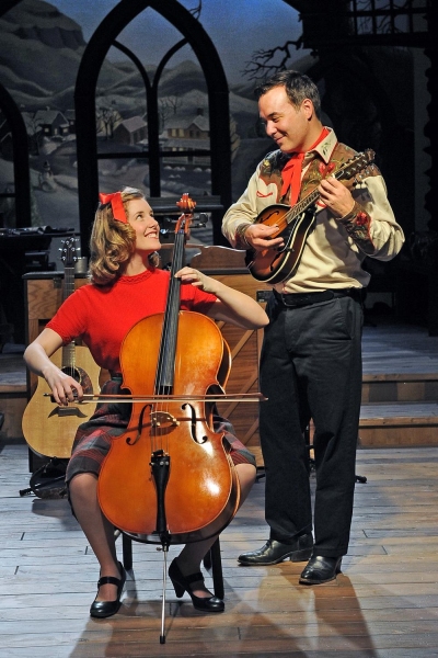 Photo Flash: First Look at Sierra Rep's SANDERS FAMILY CHRISTMAS Image