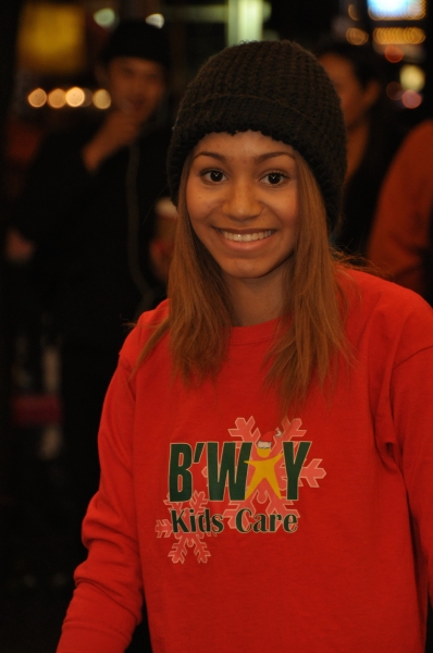 Photo Coverage: KINKY BOOTS Performers Join Broadway Kids Coat Drive 
