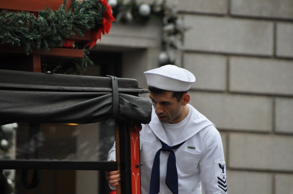 Photo Coverage: Idina Menzel, ON THE TOWN & More at 88th Annual Macy's Thanksgiving Day Parade! Image