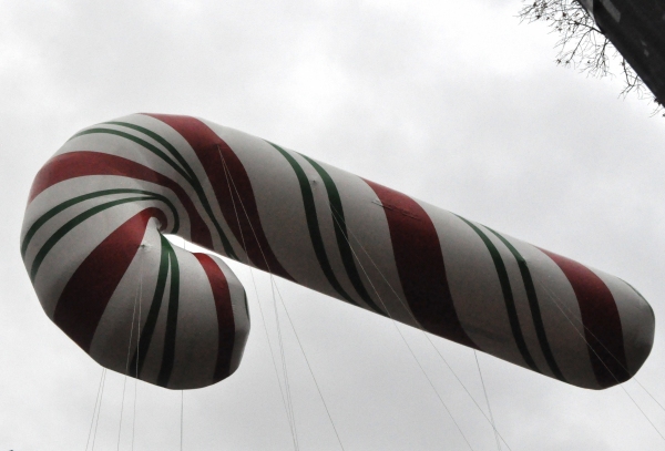Photo Coverage: Idina Menzel, ON THE TOWN & More at 88th Annual Macy's Thanksgiving Day Parade! Image