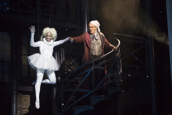 Photo Flash: First Look at Ford's Theatre's A CHRISTMAS CAROL Image