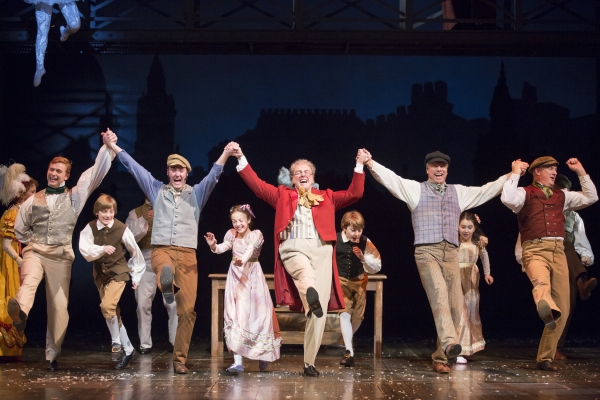 Photo Flash: First Look at Ford's Theatre's A CHRISTMAS CAROL Image