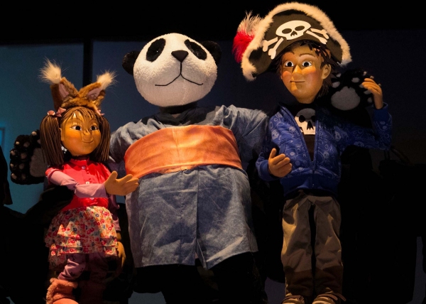 Photo Flash: First Look at Rogue Artists Ensemble's 'FROG BELLY RAT BONE' and ZEN SHORTS Image