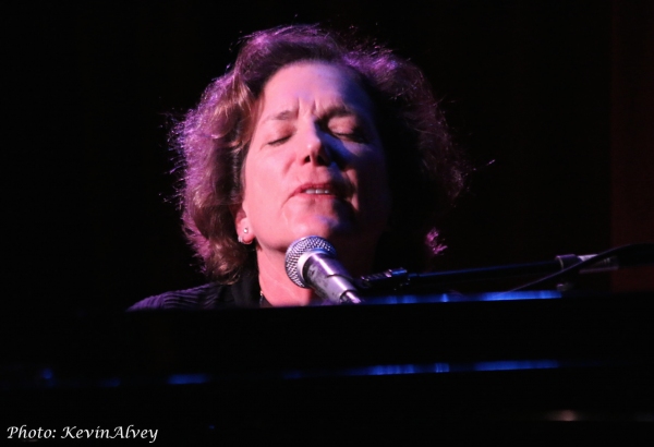 Photo Flash: Julie Halston and Julie Gold Reunite at Birdland! Image