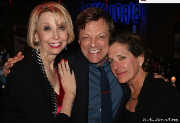 Photo Flash: Julie Halston and Julie Gold Reunite at Birdland! Image