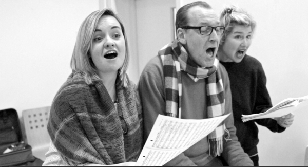 Photo Flash: In Rehearsal for Noel Coward's CHRISTMAS SPIRITS at St. James Studio Image