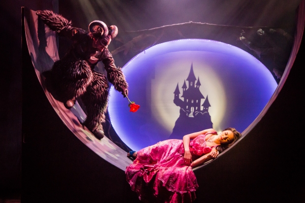 Photo Flash: First Look at Synetic Theater's BEAUTY AND THE BEAST Image
