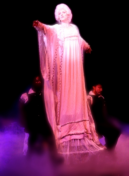 Photo Flash: First Look at North Shore Music Theatre's A CHRISTMAS CAROL Image