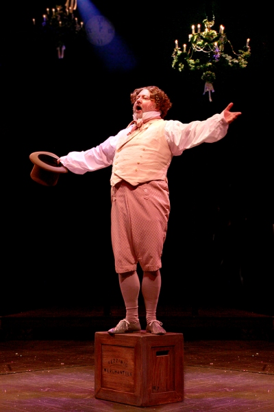 Photo Flash: First Look at North Shore Music Theatre's A CHRISTMAS CAROL Image