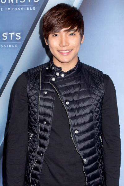Photo Coverage: THE ILLUSIONISTS Takes Opening Night Bows on Broadway! Image
