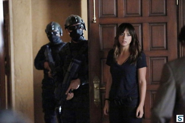 Photo Flash: Sneak Peek at Marvel's AGENTS OF S.H.I.E.L.D. Winter Finale 