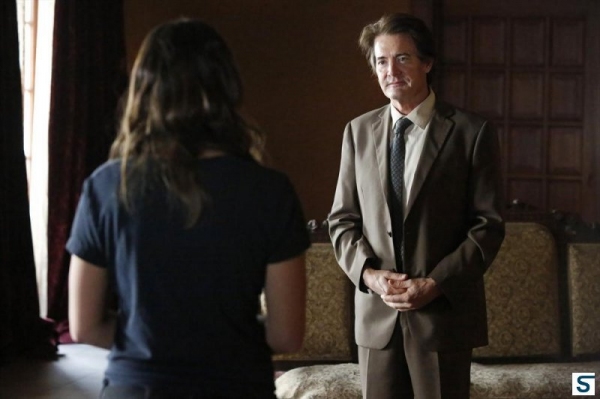 Photo Flash: Sneak Peek at Marvel's AGENTS OF S.H.I.E.L.D. Winter Finale Image