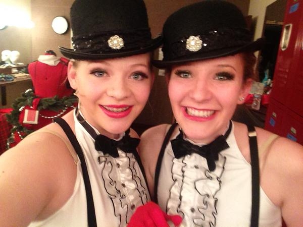 Photo Flash: Saturday Intermission Pics - Dec. 6, Part 2 - DIRTY ROTTEN SCOUNDRELS Parodies CATS, & More Image