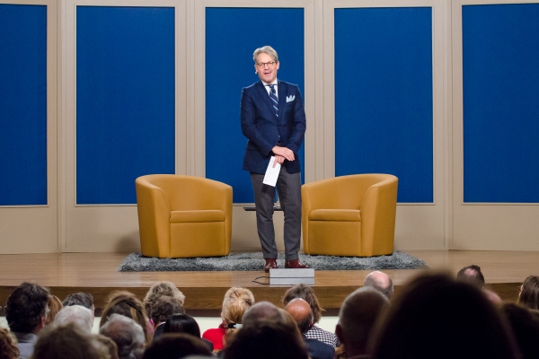 Photo Flash: Dick Cavett Introduces Newest Book at W83 in Manhattan Image