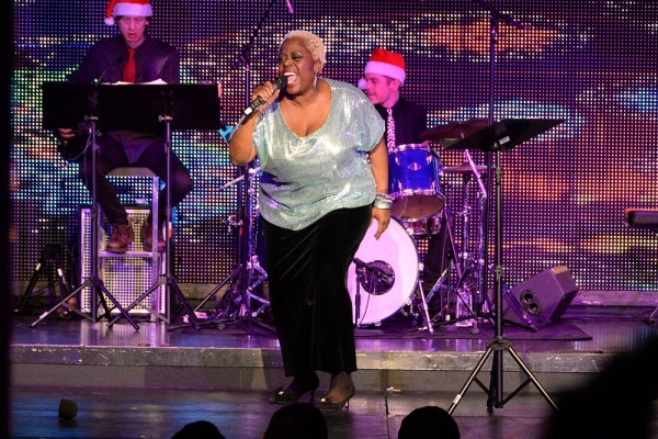 Photo Flash: Lillias White, Anthony Rapp and More Join Scott Nevins in 'SPARKLE' at 42West Image