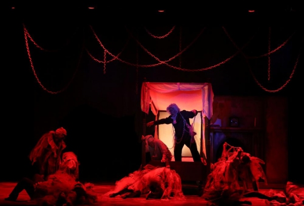 Photo Flash: First Look at A CHRISTMAS CAROL, THE MUSICAL at Rivertown Theaters Image
