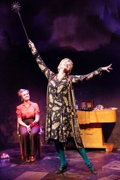 Photo Coverage: Van Randwyck and Wakefield In NOEL COWARD'S CHRISTMAS SPIRITS Image