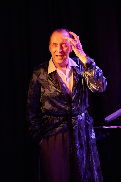Photo Coverage: Van Randwyck and Wakefield In NOEL COWARD'S CHRISTMAS SPIRITS Image