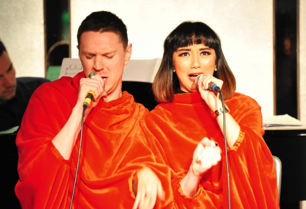 Photo Coverage: Verkaik, Noblezada, Schoenmaker and More In A MERRY CHRISTMAS CABARET! Image
