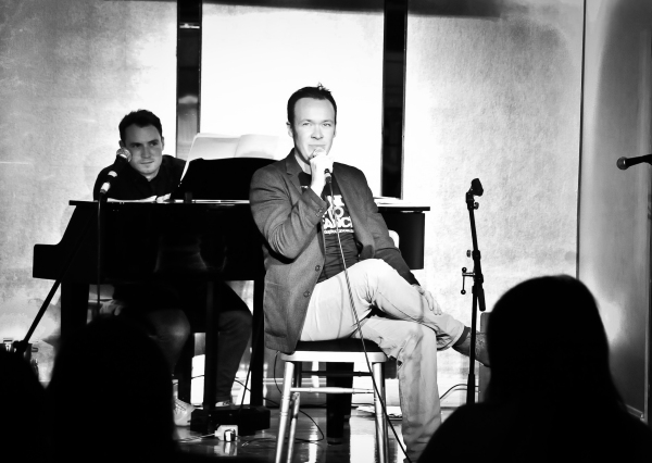 Photo Coverage: Verkaik, Noblezada, Schoenmaker and More In A MERRY CHRISTMAS CABARET! Image