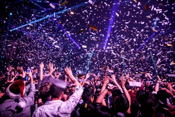 Photo Flash: Amir Khan Celebrates Victory at Hakkasan Nightclub 