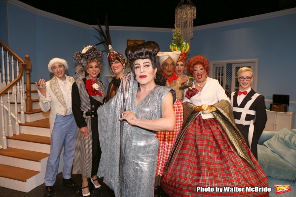 Photo Coverage: Meet the Company of CHRISTMAS WITH THE CRAWFORDS! Image