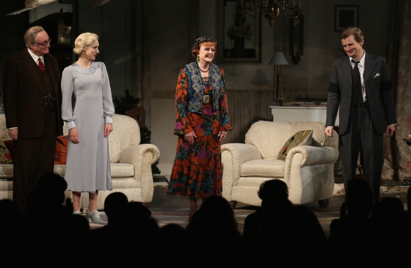 Photo Flash: BLITHE SPIRIT National Tour, Starring Angela Lansbury, Opens in Los Angeles!  Image