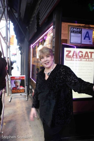 Photo Coverage: Entertainers Assemble for Metropolitan Room's Longest Variety Show Attempt Image