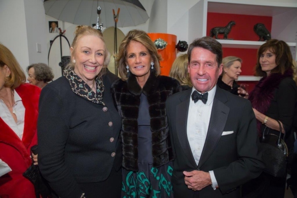 Photo Flash: Photographer Annie Watt's IMPROMPTU PORTRAITS at Park Avenue's Galerie Dumonteil Draws Glittering Crowd Image