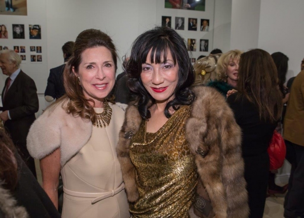 Photo Flash: Photographer Annie Watt's IMPROMPTU PORTRAITS at Park Avenue's Galerie Dumonteil Draws Glittering Crowd Image