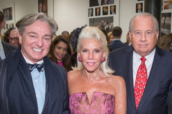 Photo Flash: Photographer Annie Watt's IMPROMPTU PORTRAITS at Park Avenue's Galerie Dumonteil Draws Glittering Crowd Image