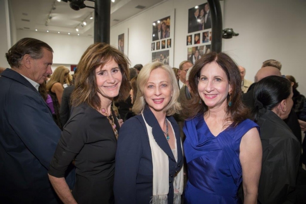Photo Flash: Photographer Annie Watt's IMPROMPTU PORTRAITS at Park Avenue's Galerie Dumonteil Draws Glittering Crowd Image