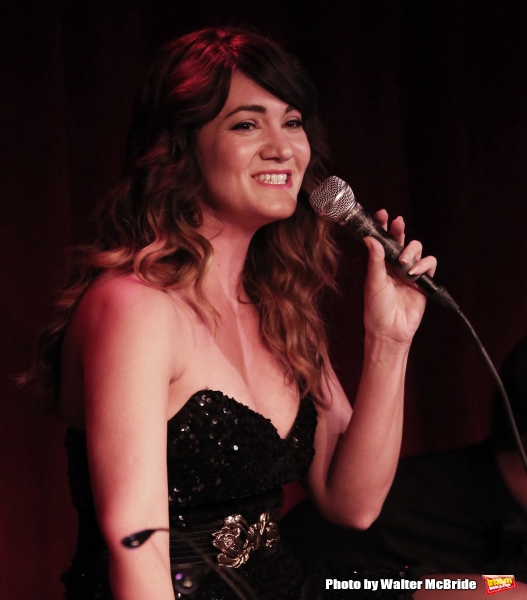 Photo Coverage: In Performance for Daniel Reichard's DECKED OUT HOLIDAY PARTY Image