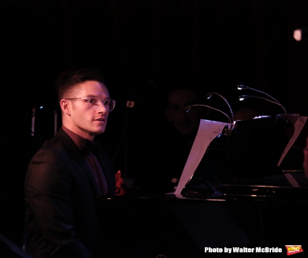 Photo Coverage: In Performance for Daniel Reichard's DECKED OUT HOLIDAY PARTY Image